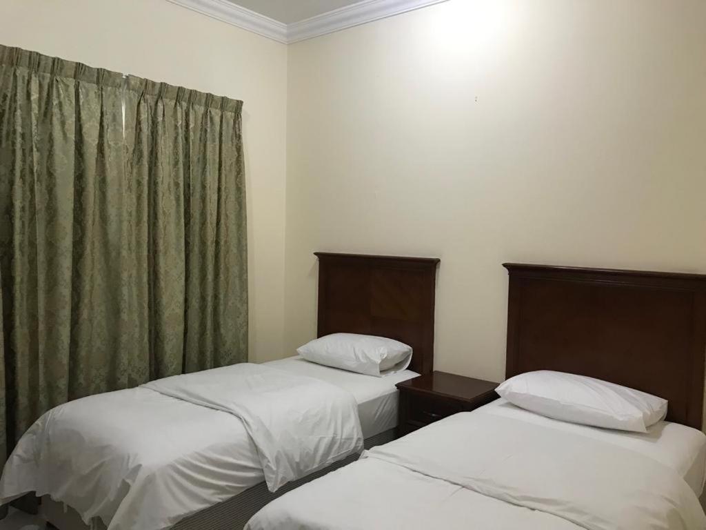Al Majarah Residence Sharjah Luaran gambar